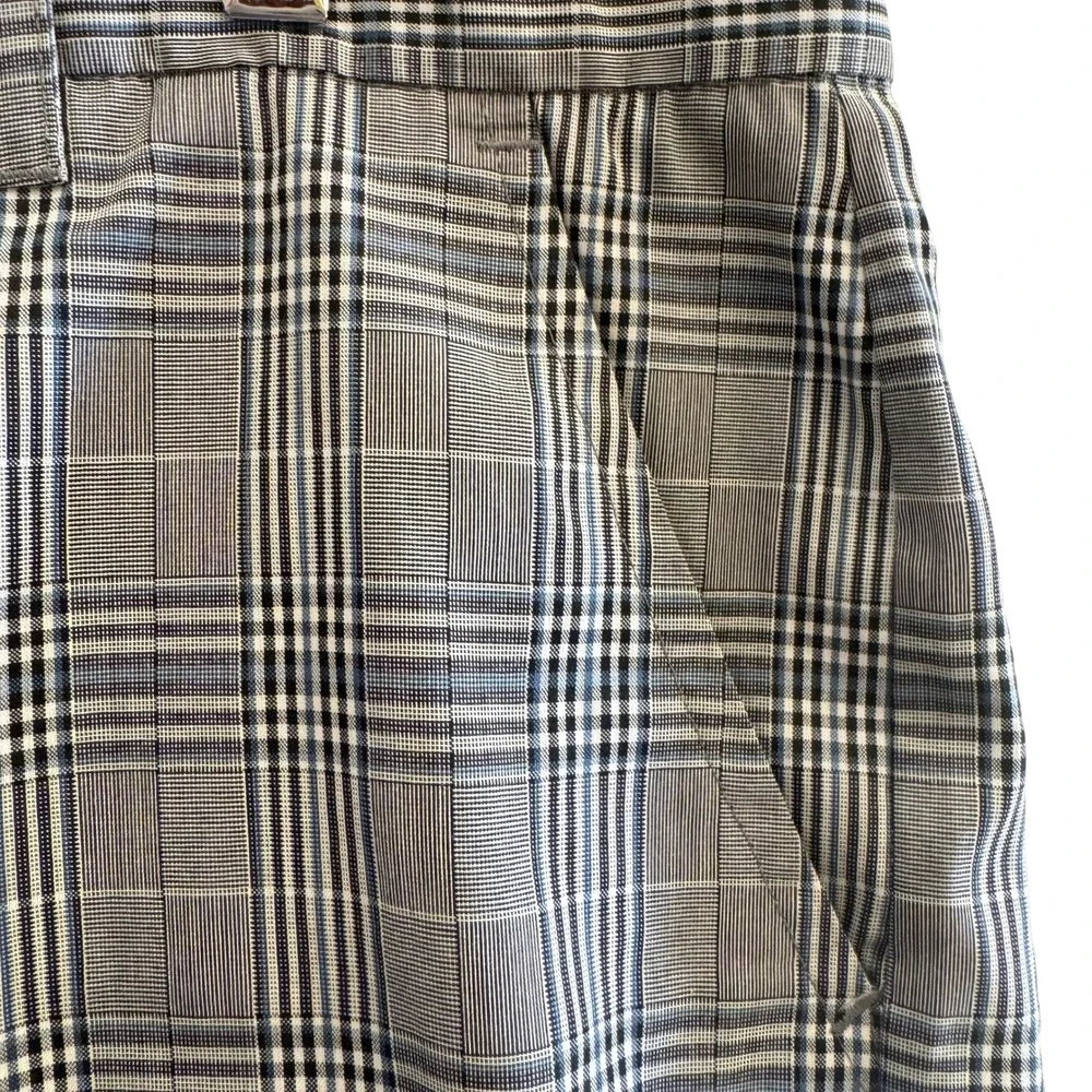 TravisMathew Mens Size 36 Plaid Golf Shorts Grey Blue Black Stretch Performance